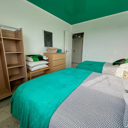 Appartement Rooftop, Sea View, Facing The Harbor, Near Center And