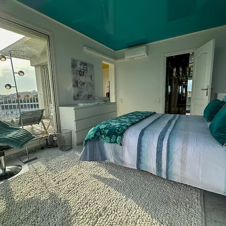 Rooftop Vue Face Port, Plages & Centre A Pied Apartment *