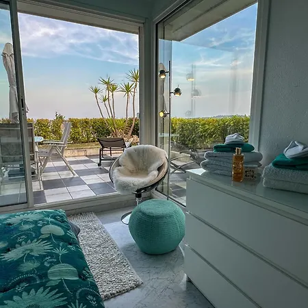 Rooftop Vue Face Port, Plages & Centre A Pied