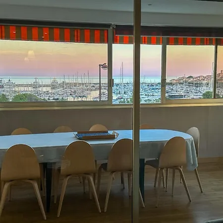 Appartement Rooftop, Sea View, Facing The Harbor, Near Center And *