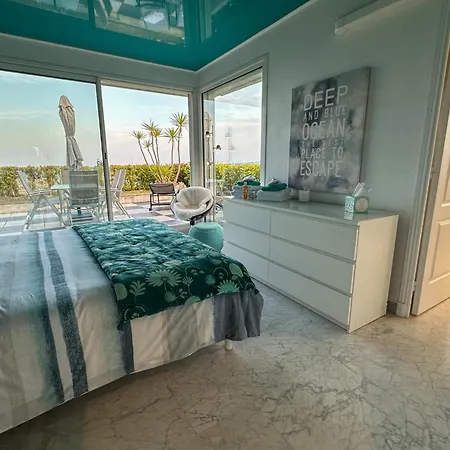 Rooftop Vue Face Port, Plages & Centre A Pied Apartment Antibes