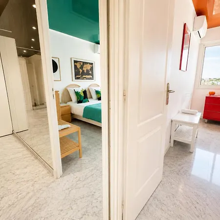 Apartment Penthouse - Panoramic Sea-view Rooftop, Port Vauban