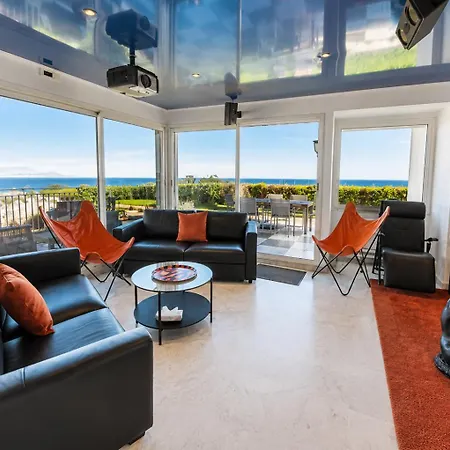Penthouse - Panoramic Sea-view Rooftop, Port Vauban Daire *