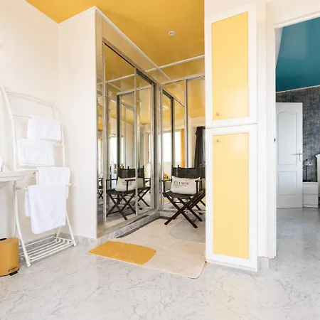 Penthouse - Panoramic Sea-view Rooftop, Port Vauban Apartment Antibes