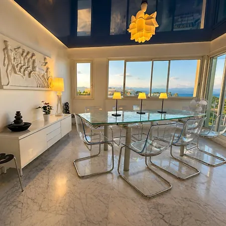 Daire Penthouse - Panoramic Sea-view Rooftop, Port Vauban Antibes