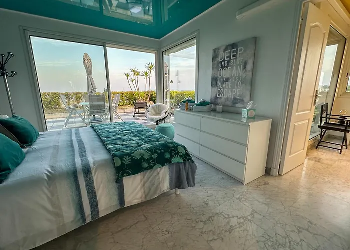 Penthouse Vue Mer, Rooftop 150m, Centre & A Pied شقة أنتيب